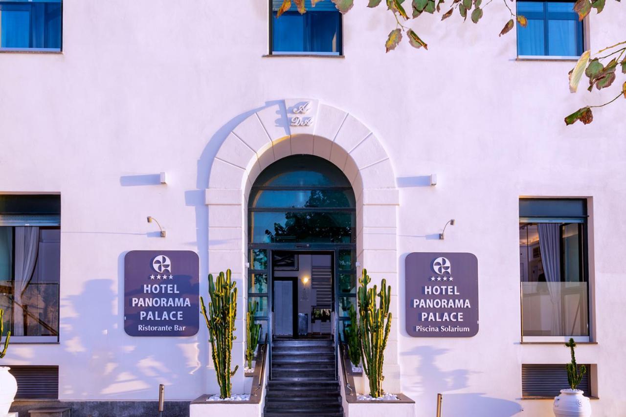Panorama Palace Hotel Meta Kültér fotó